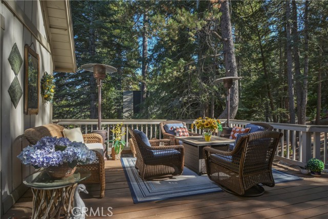 Detail Gallery Image 11 of 38 For 196 N Fairway Dr, Lake Arrowhead,  CA 92352 - 3 Beds | 2 Baths