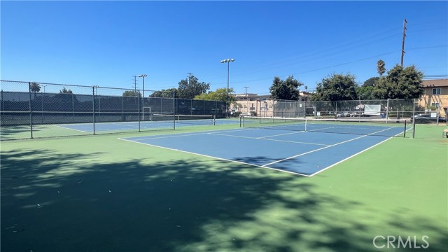 Detail Gallery Image 28 of 29 For 1830 Stoner Ave #1,  Los Angeles,  CA 90025 - 2 Beds | 3 Baths