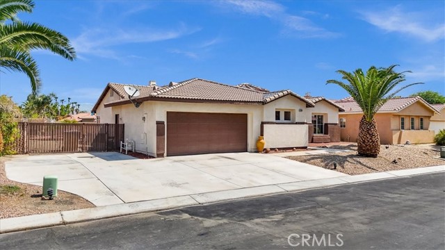 Detail Gallery Image 3 of 70 For 81060 Paloma Cir, Indio,  CA 92201 - 4 Beds | 3 Baths