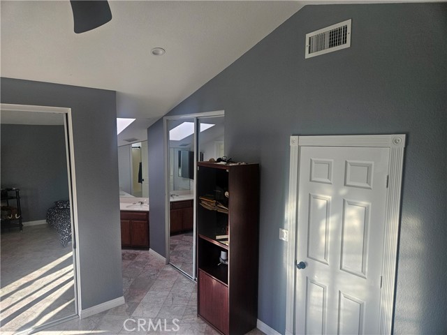 Detail Gallery Image 19 of 39 For 37323 Daybreak Street, Palmdale,  CA 93550 - 4 Beds | 3 Baths