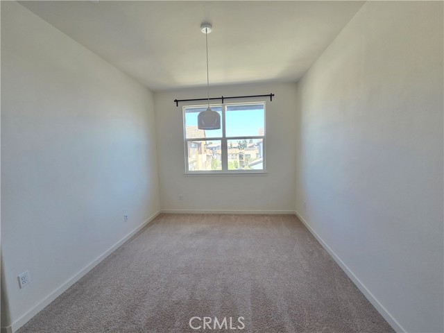 9424 Shade Place, Rancho Cucamonga CA: https://media.crmls.org/medias/6cd5bf19-3c40-4b24-b8d0-5868520ee247.jpg