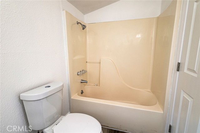 Detail Gallery Image 15 of 28 For 1726 Spruce Ave, Chico,  CA 95926 - 2 Beds | 1 Baths