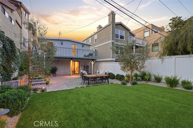 Detail Gallery Image 46 of 52 For 436 1st St, Manhattan Beach,  CA 90266 - 4 Beds | 2/1 Baths