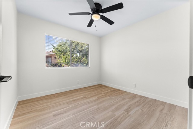 Detail Gallery Image 22 of 27 For 1382 via Santiago, Corona,  CA 92882 - 2 Beds | 1 Baths