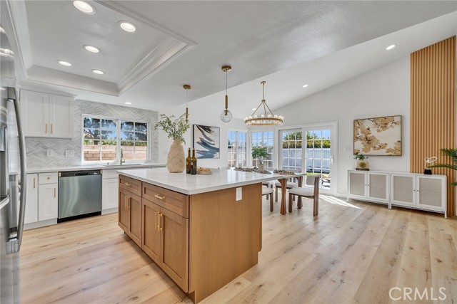14181 Moore Ct., Irvine CA: https://media.crmls.org/medias/6cd7885f-1973-4f30-8e35-90d6e0f7dacb.jpg