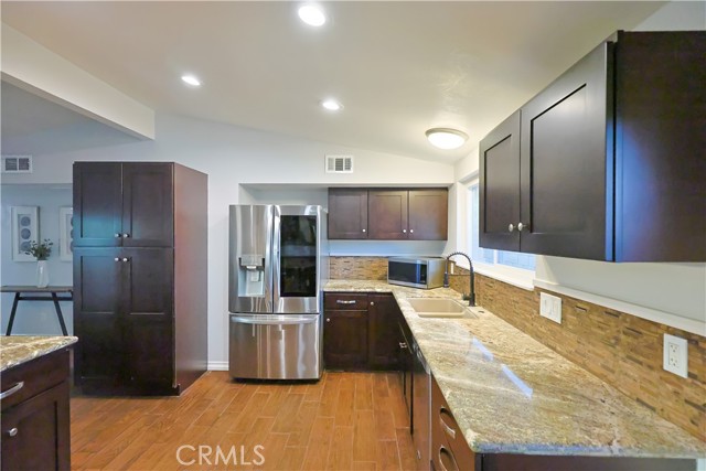 Detail Gallery Image 5 of 30 For 19031 E Center, Orange,  CA 92869 - 3 Beds | 2 Baths