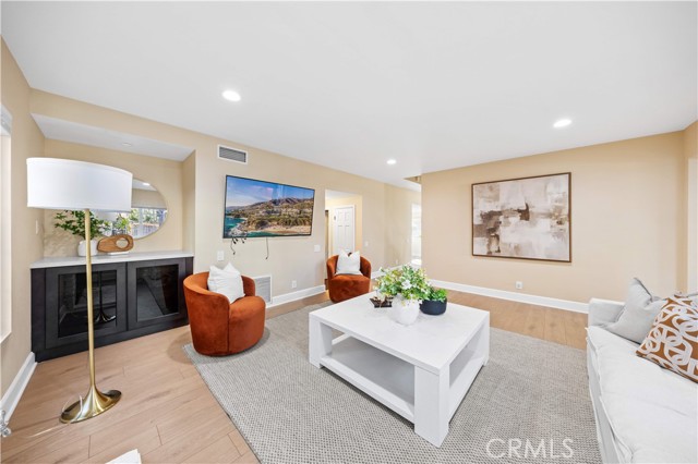 Detail Gallery Image 22 of 70 For 22351 Prairie Road, Lake Forest,  CA 92630 - 5 Beds | 2/1 Baths