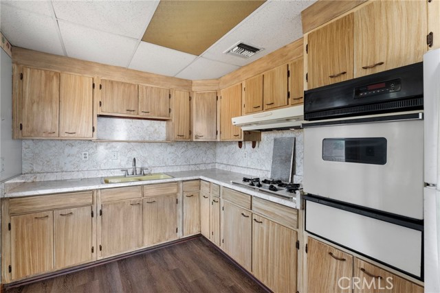 Detail Gallery Image 32 of 44 For 16682 E Greenhaven St, Covina,  CA 91722 - 3 Beds | 1 Baths