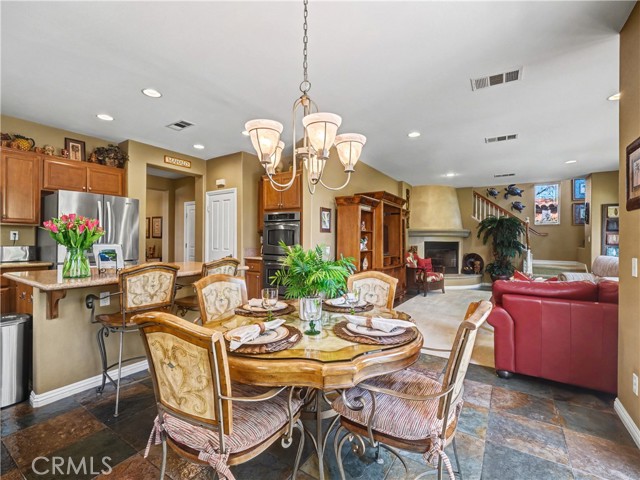 Detail Gallery Image 4 of 37 For 4696 Refugio Ct, Camarillo,  CA 93012 - 3 Beds | 2/1 Baths