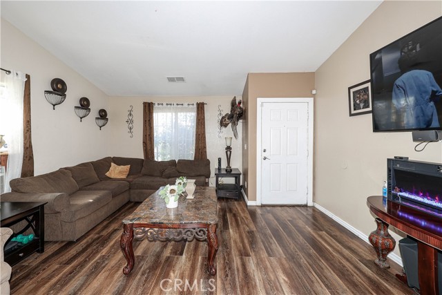 Detail Gallery Image 7 of 75 For 1890 Cowgill Ct, Merced,  CA 95341 - 4 Beds | 2 Baths