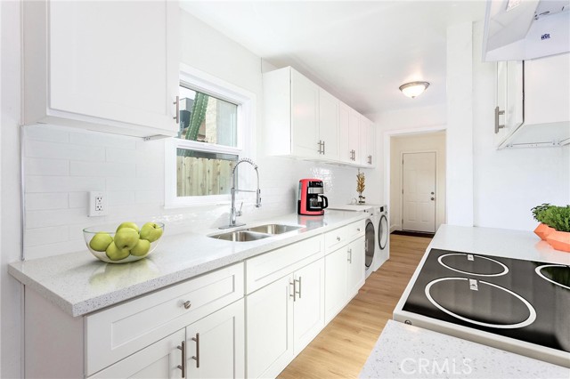 Detail Gallery Image 11 of 34 For 809 Caylor, Bakersfield,  CA 93304 - 2 Beds | 1 Baths