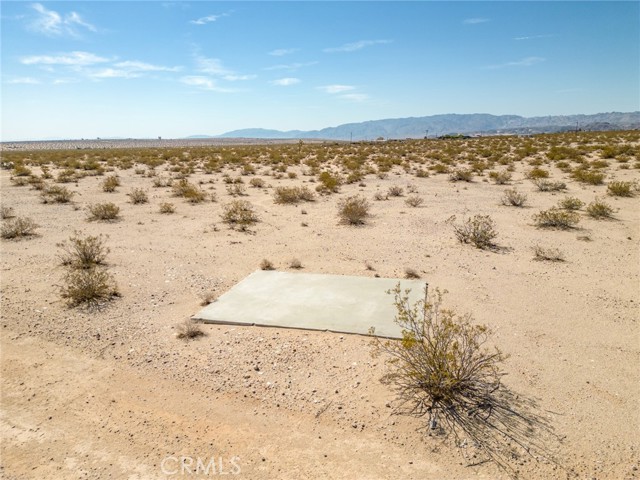 123 Mars Lane, Joshua Tree, California 92252, ,Land,For Sale,123 Mars Lane,CRJT23118426