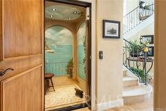 Detail Gallery Image 6 of 8 For 900 E Balboa Bld, Newport Beach,  CA 92661 - 4 Beds | 4/1 Baths