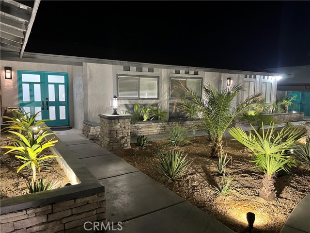 2890 N Biskra, Palm Springs, CA 92262