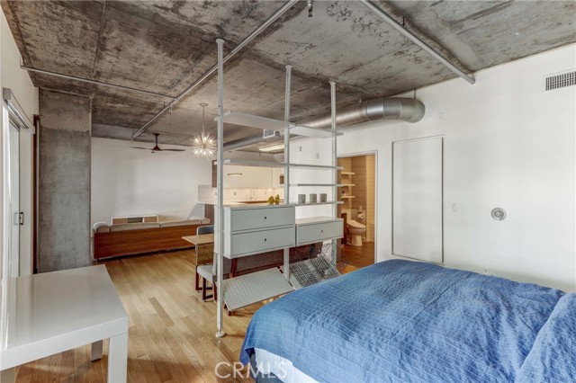 Detail Gallery Image 13 of 36 For 645 W 9th St #532,  Los Angeles,  CA 90015 - 1 Beds | 1 Baths