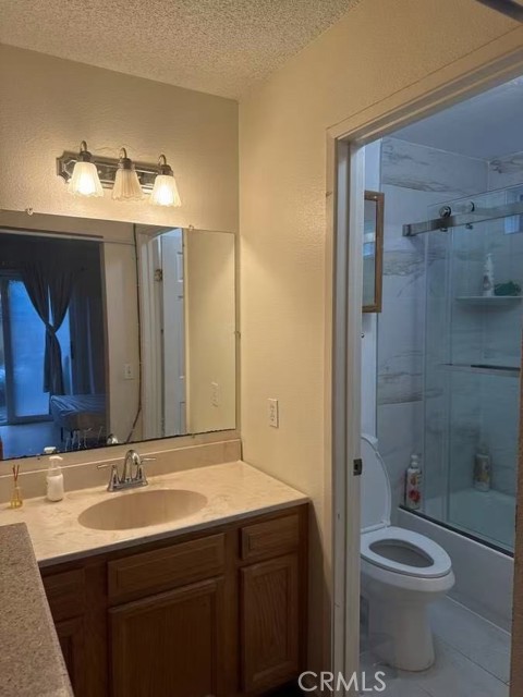 Detail Gallery Image 4 of 7 For 113 Rockwood #30,  Irvine,  CA 92614 - 3 Beds | 2 Baths