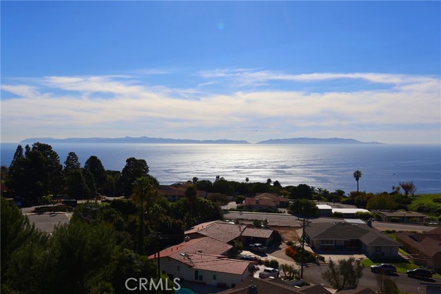 Detail Gallery Image 13 of 42 For 3308 Corinna Dr, Rancho Palos Verdes,  CA 90275 - 4 Beds | 2 Baths