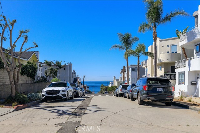 400 5th Street, Manhattan Beach, California 90266, 4 Bedrooms Bedrooms, ,2 BathroomsBathrooms,Residential,Sold,5th,SB23202757