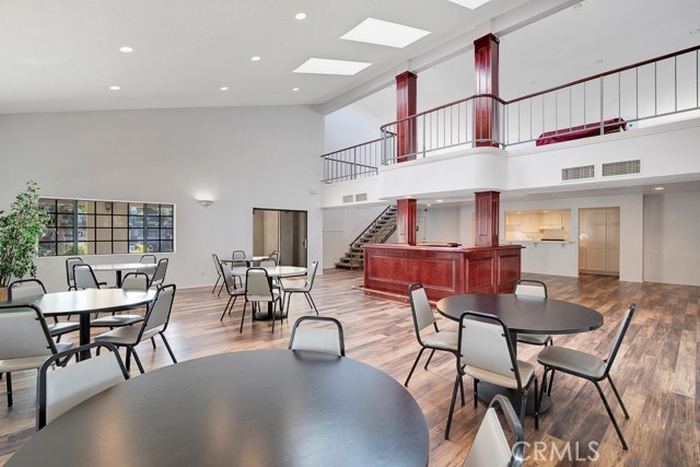10201 Mason Avenue, Chatsworth CA: https://media.crmls.org/medias/6cddccbe-3be7-40fd-afbe-ed43bceb3c2f.jpg