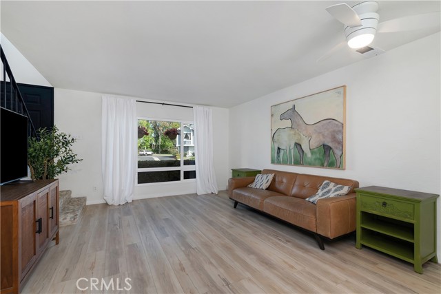 Detail Gallery Image 4 of 23 For 842 Bluebell Ct, Carlsbad,  CA 92011 - 2 Beds | 1/1 Baths