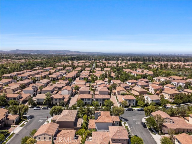 Detail Gallery Image 30 of 32 For 82 Meander St, Irvine,  CA 92620 - 4 Beds | 3/1 Baths