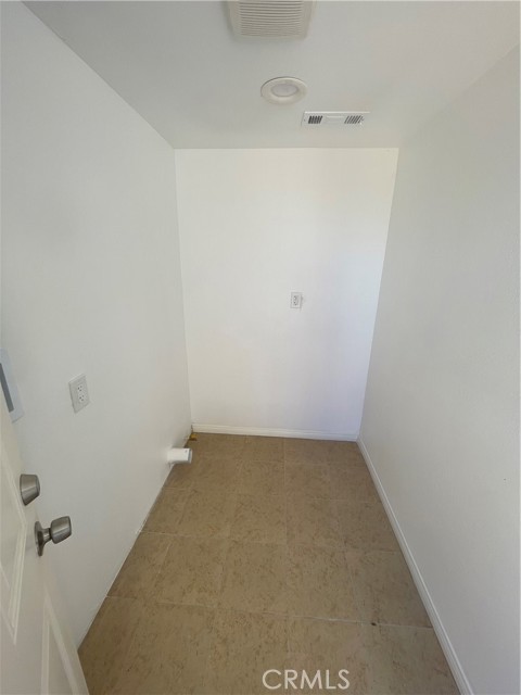 Detail Gallery Image 11 of 34 For 1267 N F, San Bernardino,  CA 92405 - 4 Beds | 3 Baths