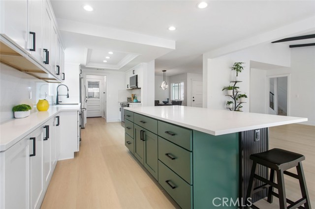 7231 Siena Avenue, Westminster CA: https://media.crmls.org/medias/6ce15144-7eef-4bc3-b671-089941aa0430.jpg