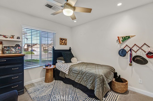 Detail Gallery Image 16 of 28 For 5614 Windward Bay Ct, Bakersfield,  CA 93312 - 3 Beds | 2 Baths