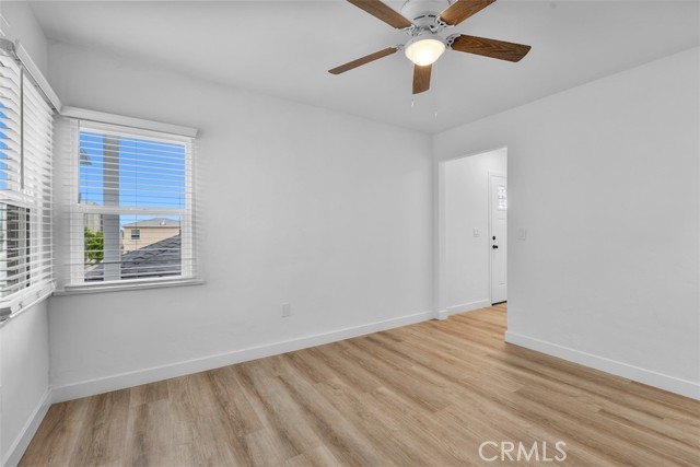 908 Manhattan Avenue, Hermosa Beach, California 90254, ,Residential Income,Sold,Manhattan,SB25198954