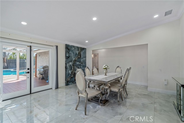 Detail Gallery Image 15 of 38 For 2649 28th, Highland,  CA 92346 - 4 Beds | 2 Baths