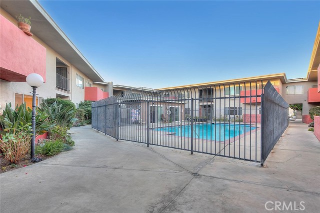 Detail Gallery Image 33 of 39 For 5021 Atlantic Ave #27,  Long Beach,  CA 90805 - 2 Beds | 1 Baths