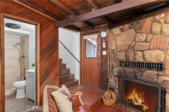 407 Dart Canyon Road, Crestline CA: https://media.crmls.org/medias/6ce43330-82c7-4f2c-8443-e3501720c466.jpg