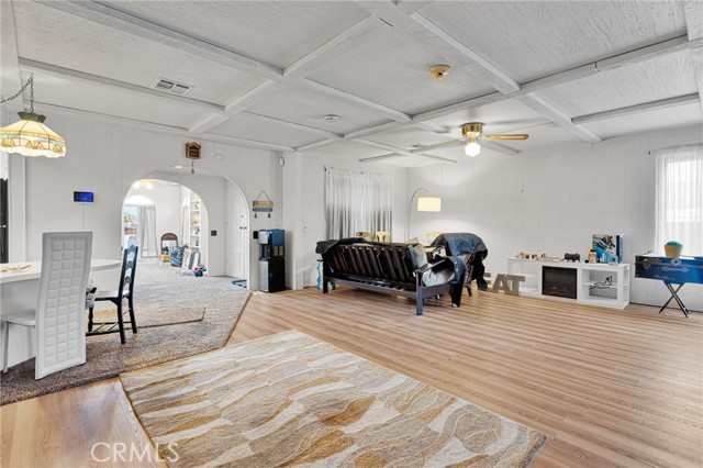 2494 Main Street, Barstow CA: https://media.crmls.org/medias/6ce44a07-f72a-4c20-8073-b450c093cb11.jpg