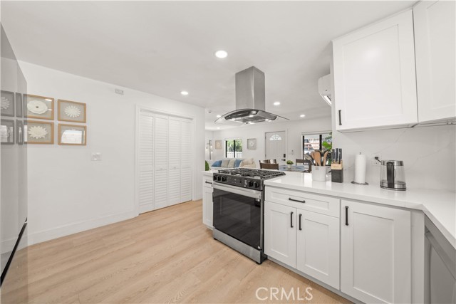 Detail Gallery Image 11 of 35 For 4912 Shaw Ln, Yorba Linda,  CA 92886 - 3 Beds | 2 Baths