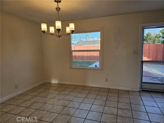 Detail Gallery Image 11 of 17 For 12639 Thomas Pl, Chino,  CA 91710 - 3 Beds | 2 Baths