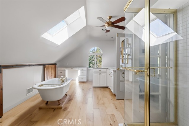 Detail Gallery Image 43 of 72 For 174 Golf Course Rd, Lake Arrowhead,  CA 92352 - 4 Beds | 3/1 Baths