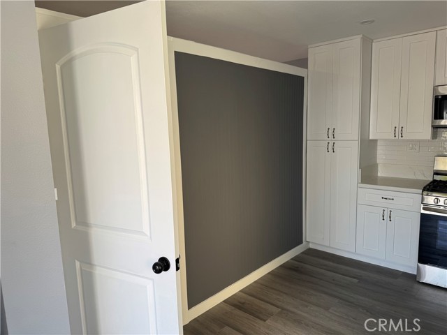 Image 10 of 23 For 1411 Garnsey Street