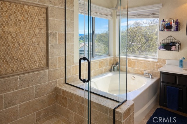Detail Gallery Image 26 of 40 For 30420 Sequoia Ct, Castaic,  CA 91384 - 5 Beds | 3 Baths