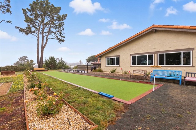 1 Driftwood Trail, Half Moon Bay CA: https://media.crmls.org/medias/6ce62a4c-153a-4778-957a-bde94b6ed274.jpg