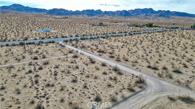 Detail Gallery Image 10 of 15 For 6425 Sun Ray Rd, Joshua Tree,  CA 92252 - – Beds | – Baths