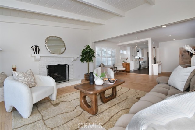 12614 Morrison Street, Valley Village CA: https://media.crmls.org/medias/6ce6a46e-6b94-4759-a268-676dfc82fd2f.jpg