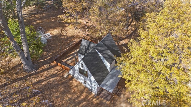 180 Glen Avon Dr, Cedar Glen, CA 92407