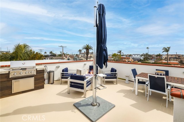 Detail Gallery Image 43 of 50 For 618 California St, Huntington Beach,  CA 92648 - 3 Beds | 3/1 Baths