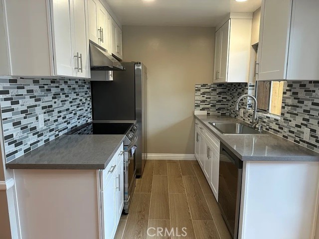 Image 3 of 8 For 747 Southview Road