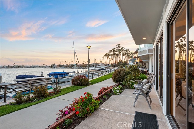6040 Lido Lane, Long Beach, CA, 90803 6040 Lido Lane, Long Beach, CA, 90803