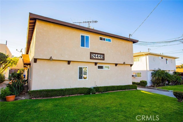 24445 Park Street, Torrance, California 90505, 2 Bedrooms Bedrooms, ,1 BathroomBathrooms,Residential Lease,Sold,Park,SB22037952