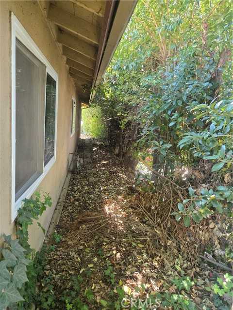 Detail Gallery Image 14 of 15 For 231 Hillandale Ct, Riverside,  CA 92507 - 3 Beds | 2 Baths