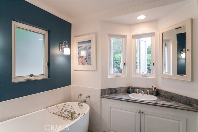 28712 Mount Rose Road, Rancho Palos Verdes, California 90275, 4 Bedrooms Bedrooms, ,3 BathroomsBathrooms,Residential,Sold,Mount Rose,SB17037094