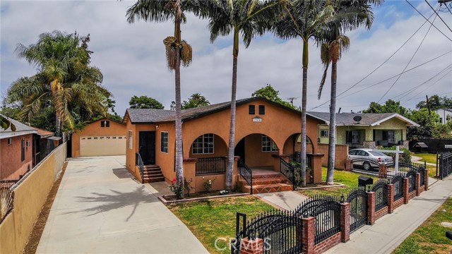 Photo of 12520 S Willowbrook Avenue, Compton, CA 90222