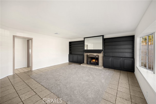 1333 N Council Avenue, Ontario CA: https://media.crmls.org/medias/6ceb64f5-fc42-446f-9b44-c427f6b08b48.jpg